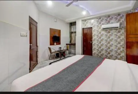 Hotel Alpine By The Golden Taj Group And Hotels Agra   Agra (Uttar Pradesh)